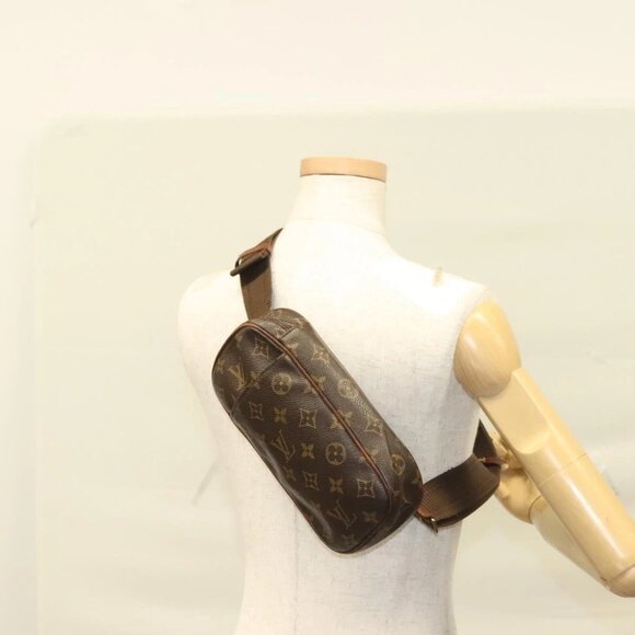 LOUIS VUITTON Monogram Pochette Gange Shoulder Bag M51870 LV Auth 132865 - Picture 1 of 15